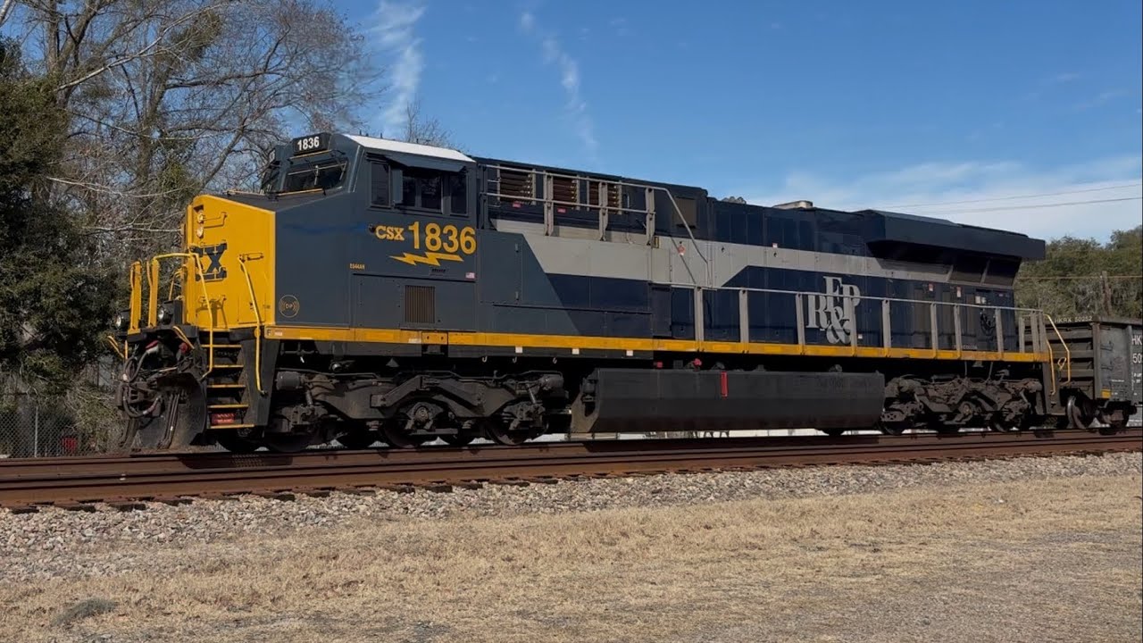 CSXT 1836 RF&P Heritage Unit Leads M491-13 at Ravenel, SC