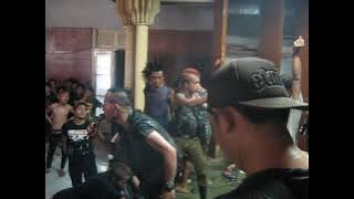 Download lagu Biangkerok in Putro Retno 2010 Membela yg bAyar & Revolusi sampai mati