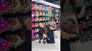 She shouldn't have gone... 😥🤭 #strangerthings #demogorgon #008