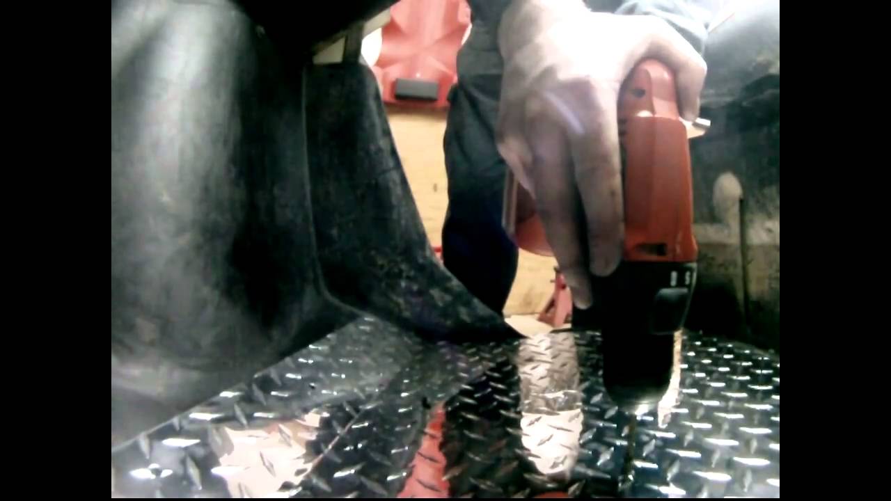 Installing EMP's Diamond Plate floors for the Yamaha Rhino..