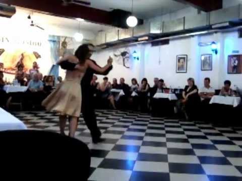 La puñalada Antonella Saragó y Ariel Manzanares - Sin Rumbo Noviembre 2011