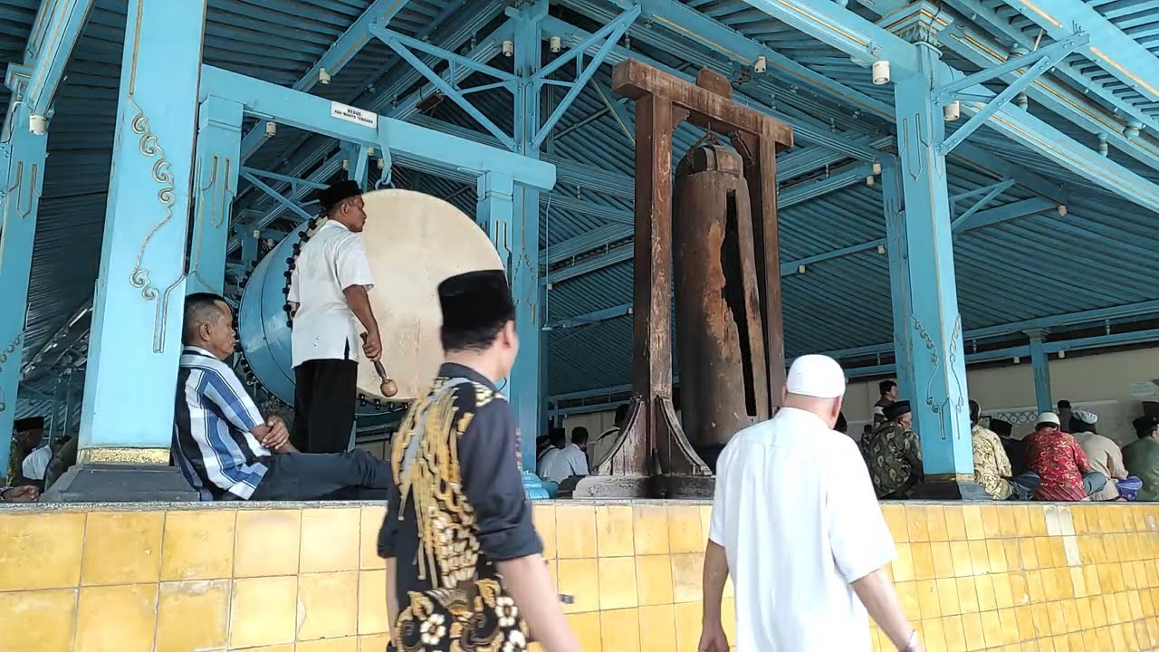 Полный хит бедугов и исторических кентонганов Великой мечети Кератон Суракарта