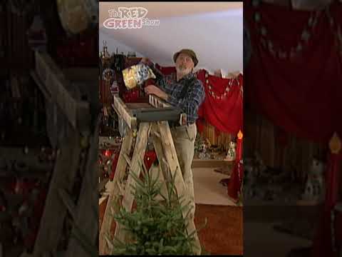 Christmas Tree Decorating Tinsel Hack - Red Green Style