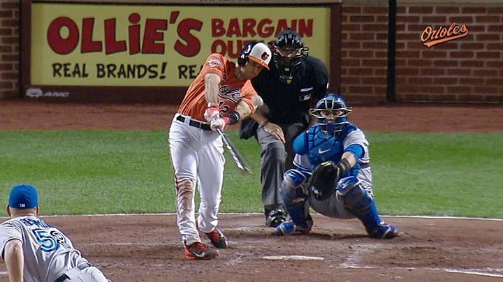 TOR@BAL: Lombardozzi triples and slides into third