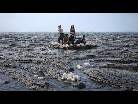 شباب يقتحموا عش مليان بيض ويصح وا تماسيح متحو لة في مية سامة وبتحاول تخلص عليهم 