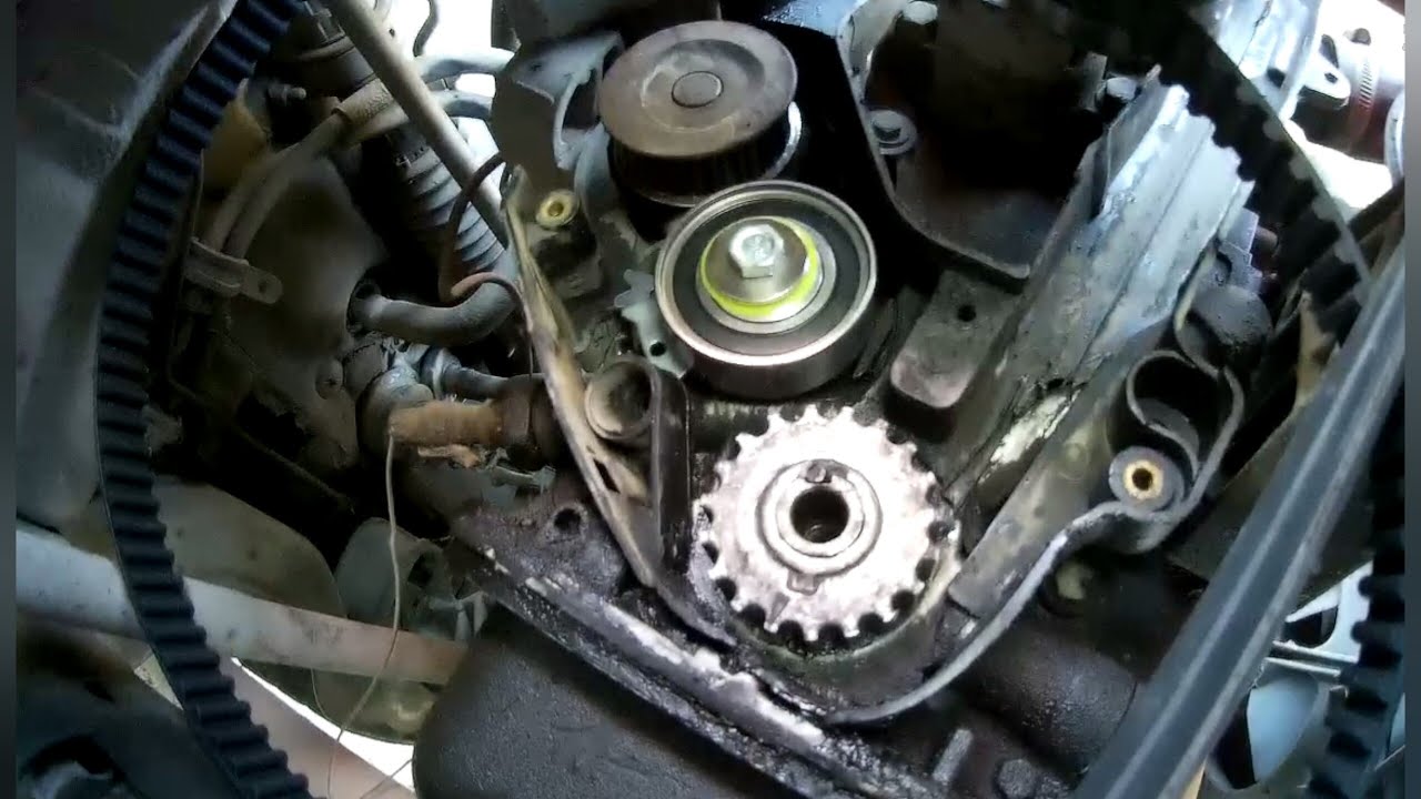 Опель Вектра а . Зажигание.Ставлю новый натяжной ролик ГРМ.Выставляю ...