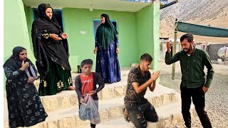 Download Lagu Shahin opposes the marriage of Pari and Hojjat: Sadrullah's sister until she is satisfied. MP3 Download Lagu Shahin opposes the marriage of Pari and Hojjat: Sadrullah's sister until she is satisfied. MP3