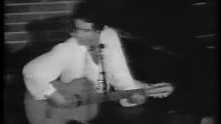 Video thumbnail of "Faramarz Aslani, Persian singer | London, 1981 - پرستوهای خسته / بنمای رخ  : فرامرز اصلانی"