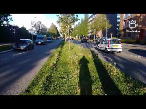 P1 politie Vito oov met spoed naar een ongeval in de Horst in Sliedrecht