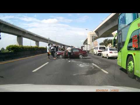 2014/05/14 下午三點 北上62.7公里 車禍 - 12