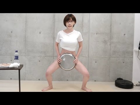 【Eimi Fukada】Performs tricks without underpants【Eng Sub】