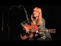 Lucy Rose performs Shiver in session on Radio 1