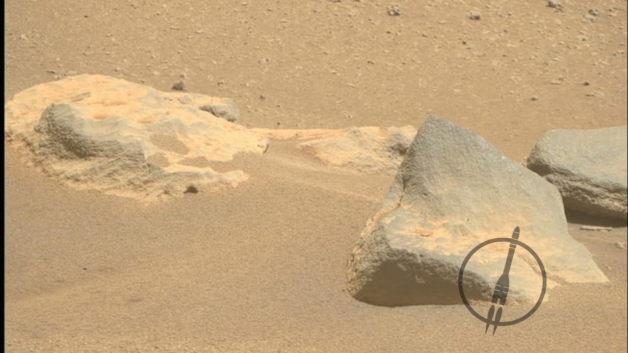 Выполнять задания марс. Археология Марса. Камень с Марса. Марсианский камень. Снимки Марса камни.