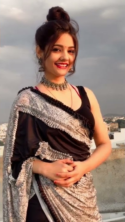 Parimomo Hot | Instagram Viral Reels | Akansha Jangir Reels | #reels #parimomo #instagram,#short
