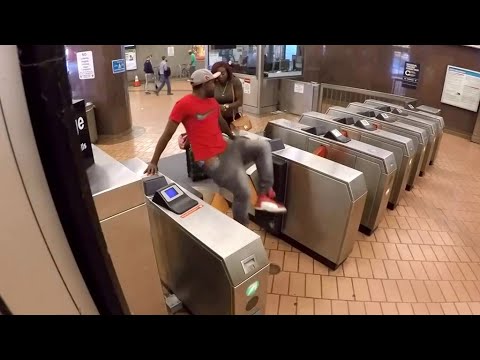 BART Board Looks at Several Plans to Thwart Gate-Jumpers - YouTube