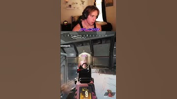 Aim assist is a bit ridiculous 🫣 #shorts #streamer #smallstreamer #apexlegends