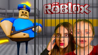 SCAPPIAMO dalla POLIZIA di ROBLOX 🥵 screenshot 4