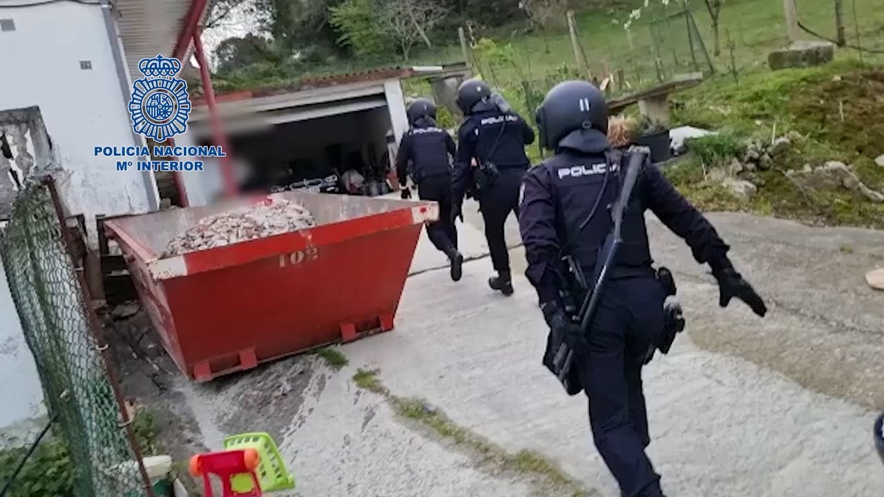 Desmantelan en Camargo (Cantabria) una sofisticada plantación de marihuana