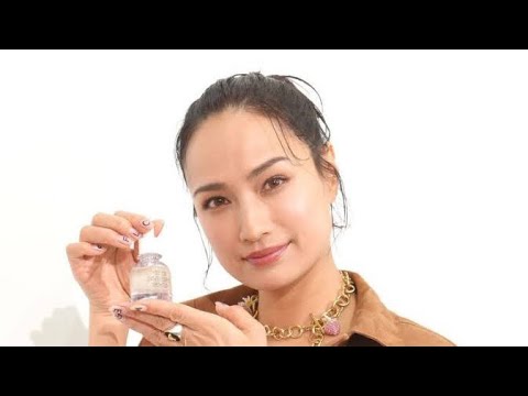 「安心してください。着てます」佐田真由美、プールサイドでのくつろぎ姿にフォロワー仰天「確かに、ヤバい」