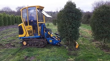 Digging with MDE Globe 120 | bomen rooien