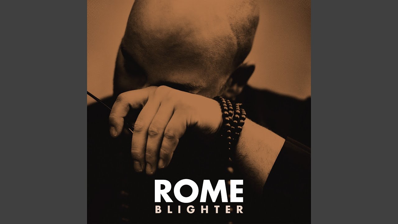 在 YouTube 上观看 Blighter 在 YouTube 上观看 Blighter