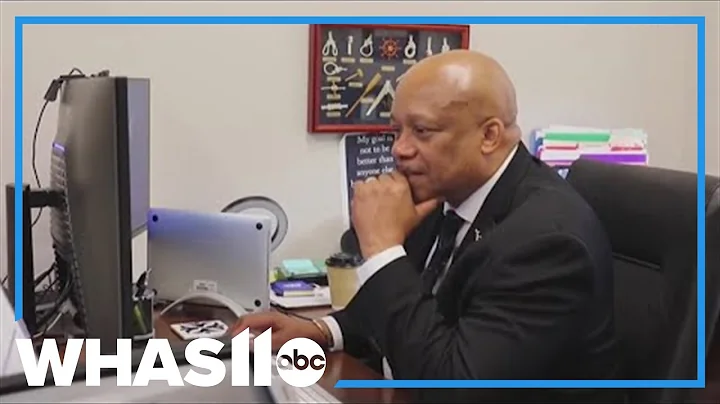 JCPS board unanimously approves contract with new superintendent