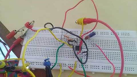 AC lab astable multivibrator hardware