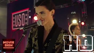 Pitch perfect 3 (2017)/EverMoist How a Heart Unbreaks/Ruby rose singing