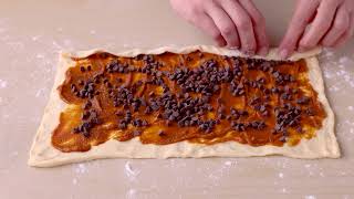 Salted Caramel Pumpkin Pie Crescent Wreath | Pillsbury