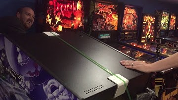 Stern Ghostbusters Premium pinball machine unboxing and gameplay! October 2016