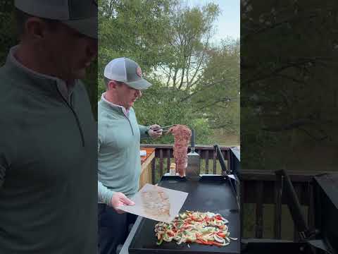 How To Make Fajitas On A Griddle | Griddle Fajitas | Cooking Steak On a Griddle | Skirt Steak