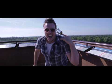 One Direction - Kiss You (Official Cover by Grant Scott ft Daði)