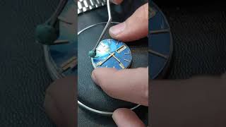 تعویض شیشه ساعت مچی/Broken Watch Glass Replacement