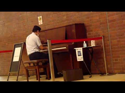 ミューザ川崎　ストリート・ピアノ　即興演奏　by　ピアノ即興詩人かわせひろし♪　ショパンのノクターン　その前後は、その場で作曲