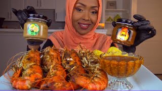 ASMR JUMBO PRAWNS W/ SPICY LAVA SAUCE By @msdiversity3 * اكل جمبري ضخم مع صوص حار