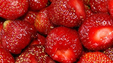 Whole Strawberry Sorting by Raynbow #opticalsorter | RAYTEC VISION SpA