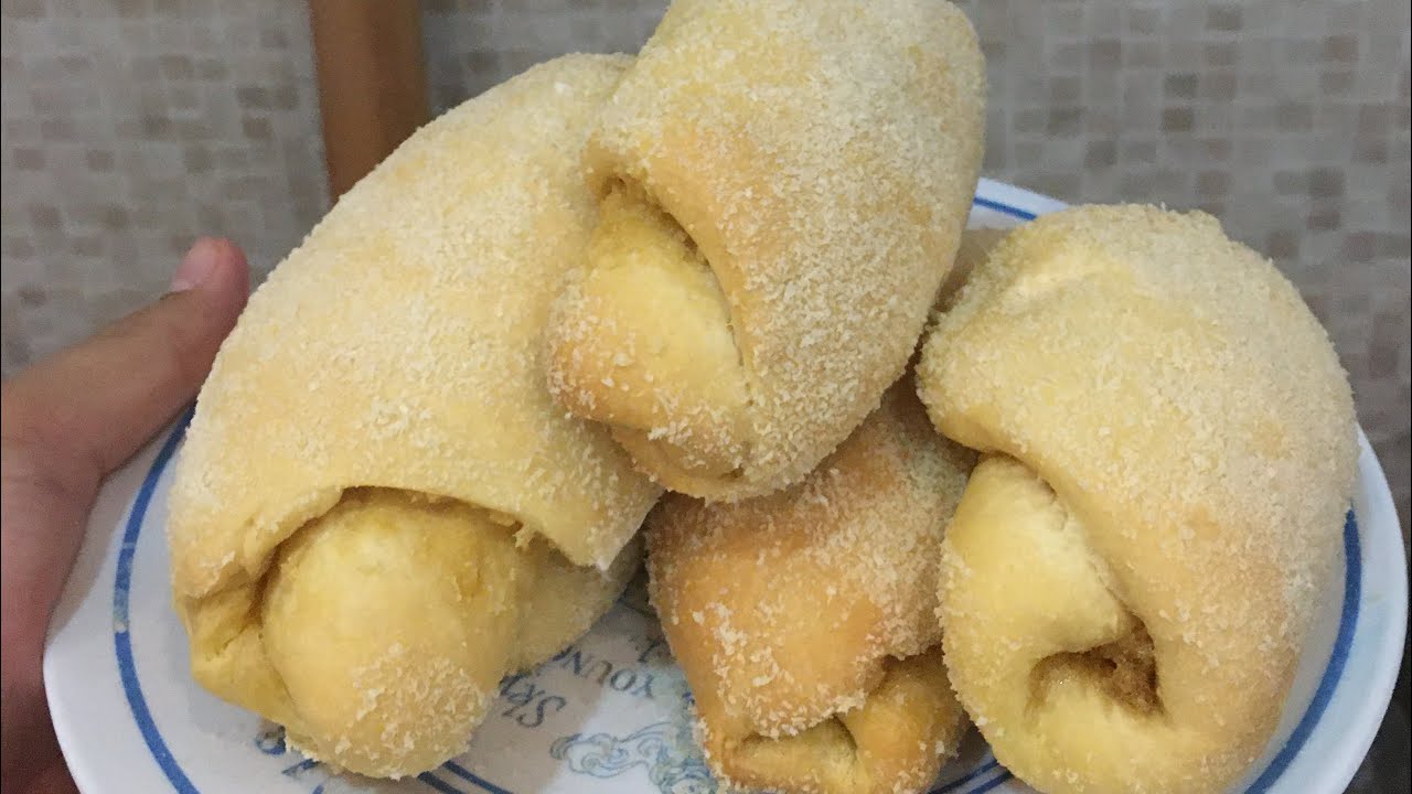 Spanish Bread with Margarine, Pinoy na Pinoy! Easy Spanish Bread