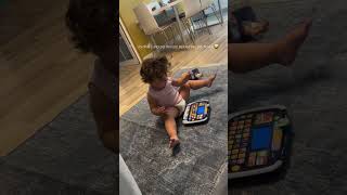 Kiara Ndan Momente Gazmore Me Lunushin Duke Berë Pedicure