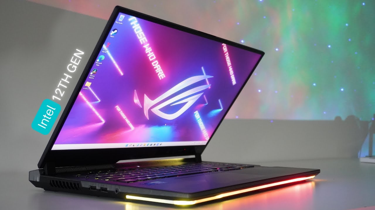 video Asus ROG Strix Scar 17 G733 (2022)