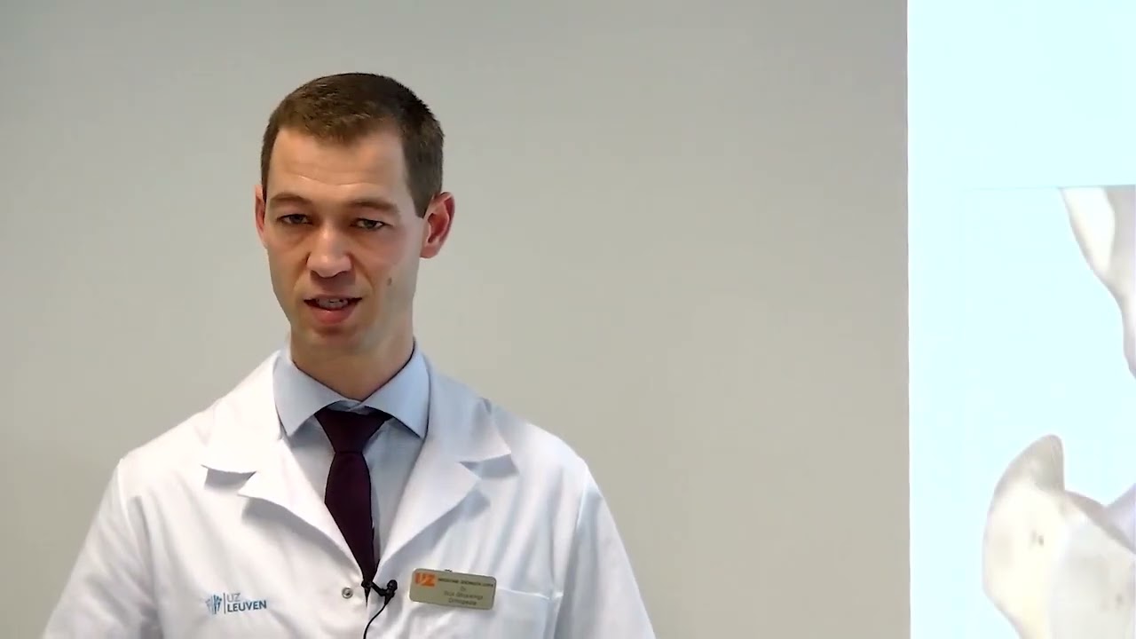 Totale heupprothese toelichting van de chirurg