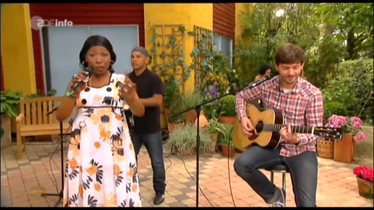 Helele Velile & Safri Duo Lyrics