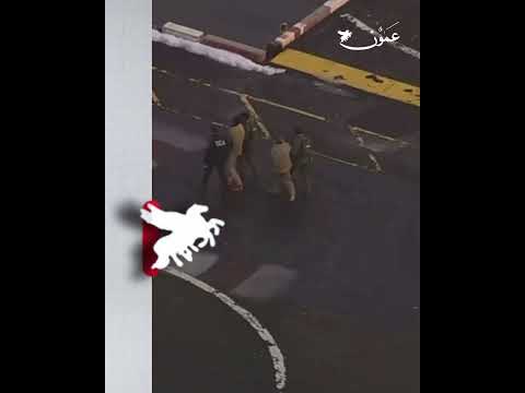 لحظة اقتياد مادورو لمحكمة نيويورك عمون أمريكا 