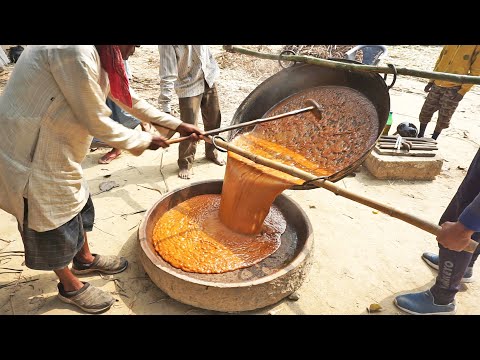 Traditional Jaggery Making || गन्ने के रस से गुड़ कैसे बनता है | Desi Indian Food