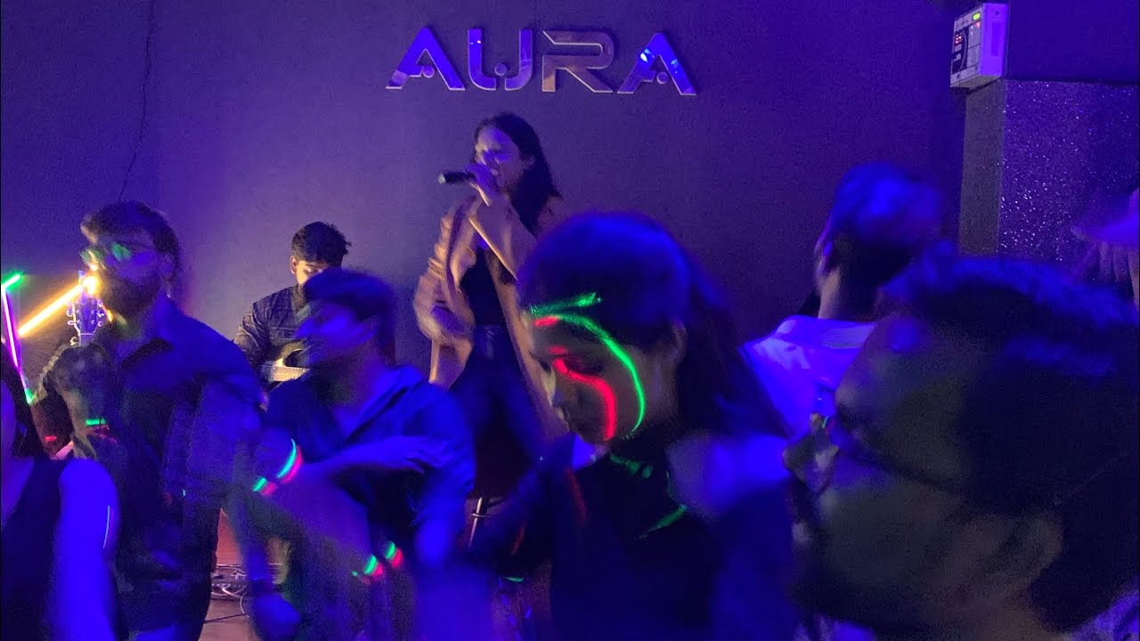 Prachi Vaidya || performed at #AURA Restro lounge #nagpur #restro