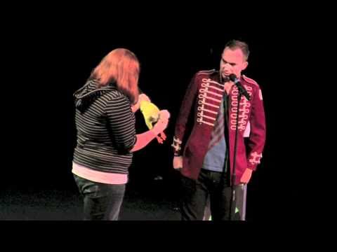 Michael Kent Performs with a REAL Chicken!