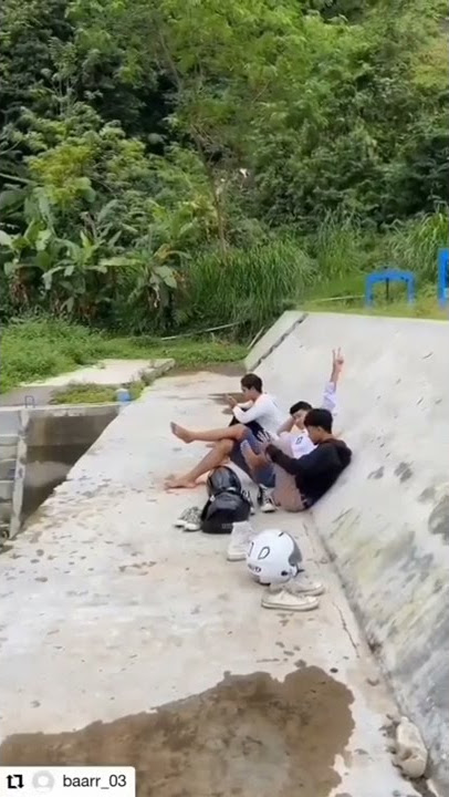 cinematic vario di waduk air terjun