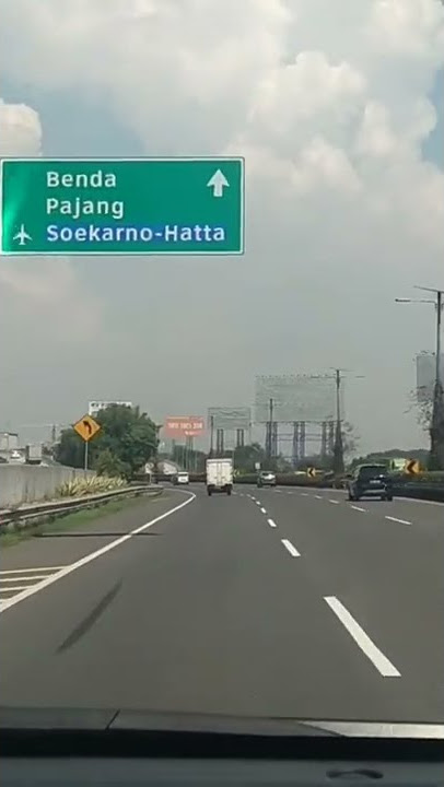 Story Wa Jalan ke Bandara Soekarno hatta