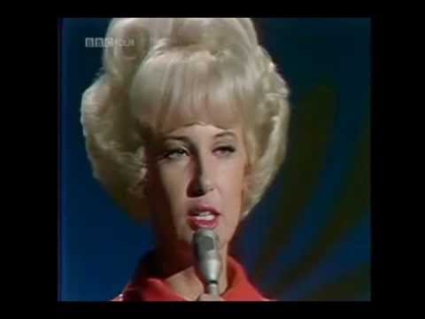 Stand by your Man byTammy Wynette on Johnny Cash TV Show 2 (Sound repaired)