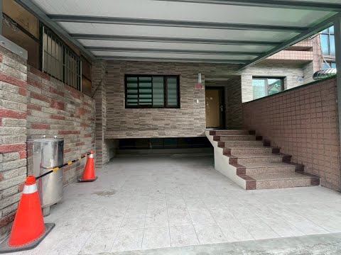 ★★★中原商圈國泰街3+1房整新庭院一樓開1298萬