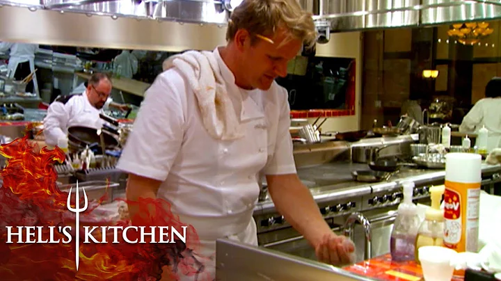 Chef Burns Gordon Ramsay TWICE | Hell's Kitchen